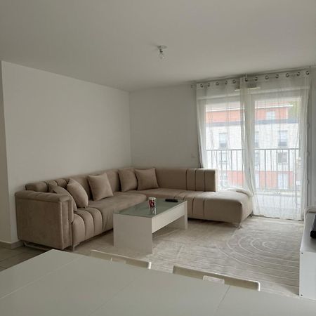 Superbe Appartement - Near Paris Корбей-Есон Екстериор снимка